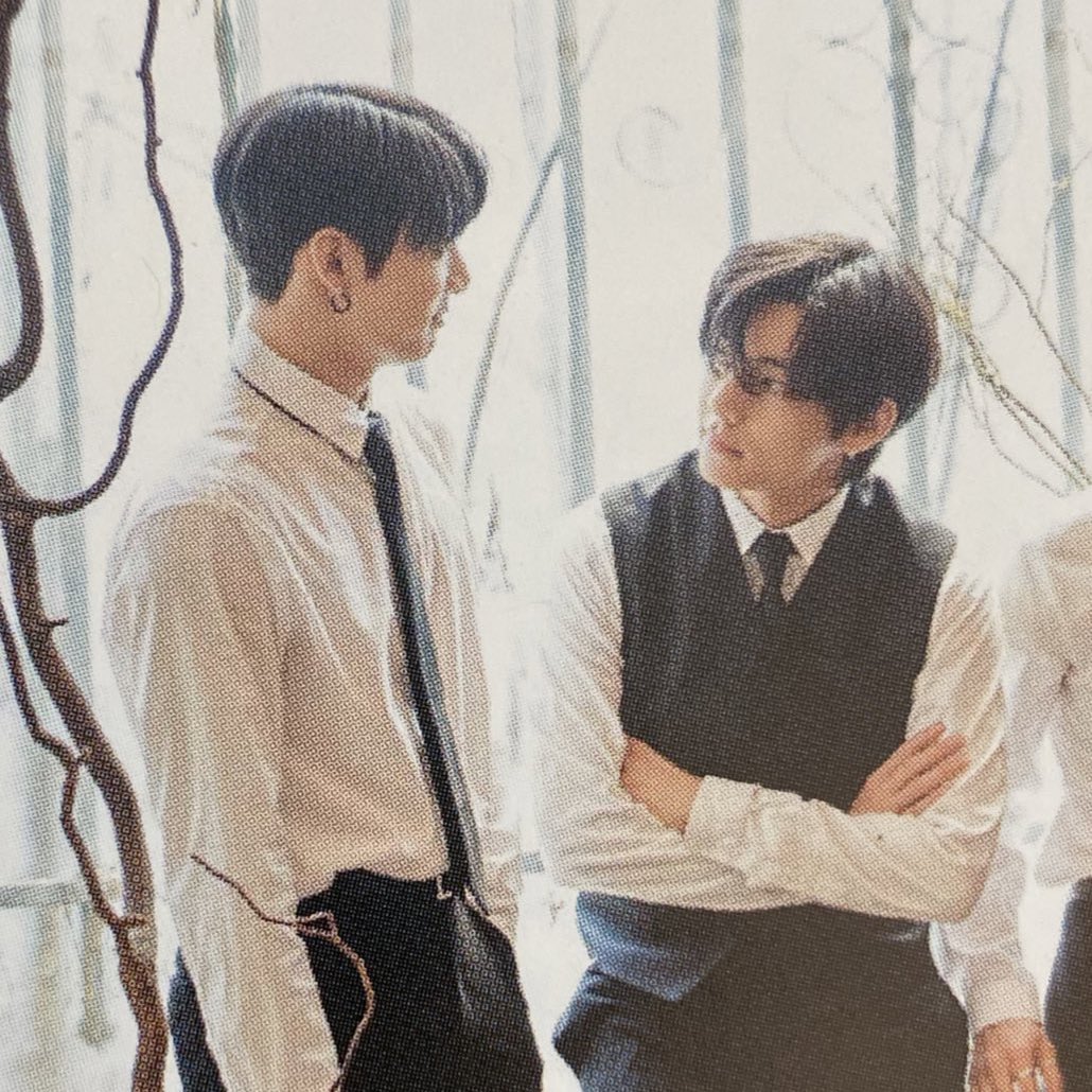 purple_taekook's tweet photo. TAEKOOK???????!!!!!! https://t.co/g6mi7bLzeX