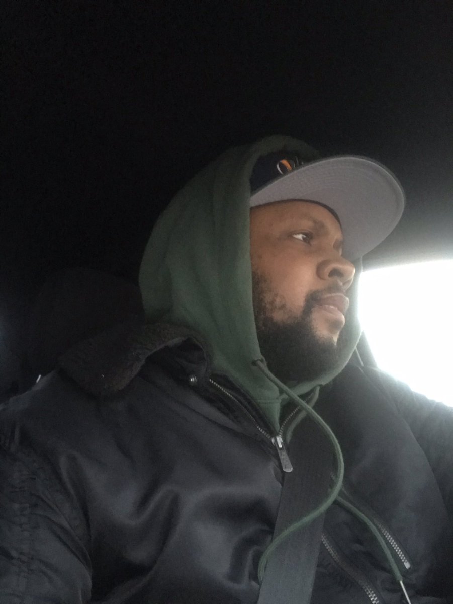 LoeLatham's tweet photo. Pretty productive Monday y’all ... getting ready for my 2021 run and I gotta say it’s all or nothing in 2021! #dontwaitbegreat! #iamLoe #LoeLatham #ImNext https://t.co/LnMv8SF9Fr