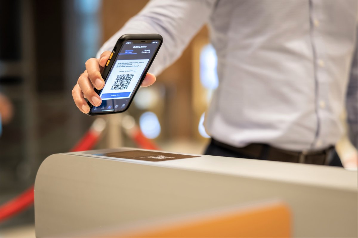 CityDevLtd's tweet image. #NEWS: We’re proud to launch the first-of-its-kind contactless lift eCall solution at Republic Plaza using our proprietary smart building app, CityNexus, and in collaboration with @OtisElevatorCo. Find out more about this innovation: bit.ly/CDLeCall