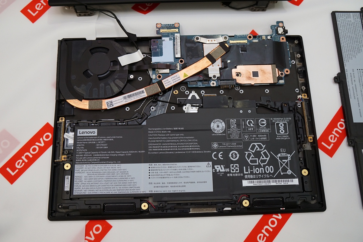 pc_watch's tweet image. ThinkPad初の1kg切りノートが発売! 13型2K「ThinkPad X1 Nano」～バッテリで約23時間動作、5G版も後日登場 pc.watch.impress.co.jp/docs/news/1293…