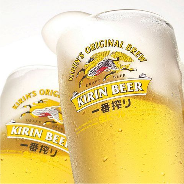 RaichoLodge's tweet photo. 信州地酒で乾杯の日 - Kanpai! Its Cheers for Nagano Beers day! The number 8 looks like two full glasses of Sake (wine, beer, ricewine) full clinking together in a cheers, so lets think about locally brewed or fermented produce when enjoying a tipple! https://t.co/ju1iqF2TMT