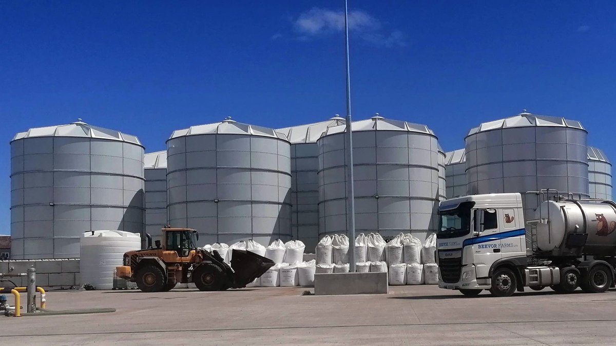 PortSunderland's tweet photo. Leading fertiliser manufacturer, Brineflow Limited, is investing millions in a new hub @PortSunderland and has officially broken ground on the site.
https://t.co/5cDPfN9YvU
#Brineflow #investment https://t.co/1YUqtFff5u