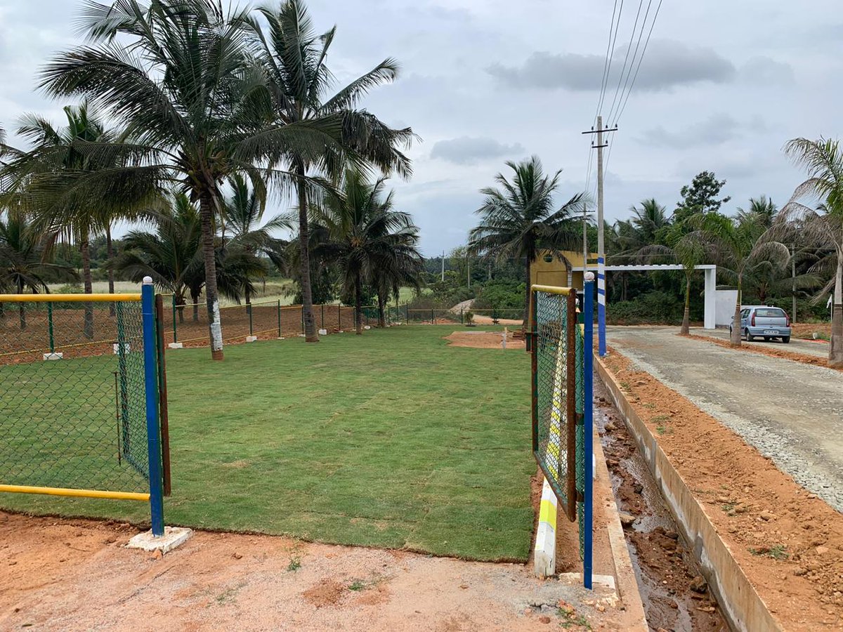 YeshDevelopers's tweet image. Buy Plots and Villas at affordable price in Mysore in Yesh Serenity.

Bank Loan available upto 70%.
Visit yeshdevelopers.com for more info or free site visit now.

#mysore #plots #villas #bangalore #yeshdevelopers #hubli