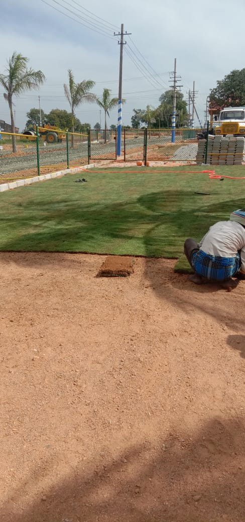 YeshDevelopers's tweet image. Buy Plots and Villas at affordable price in Mysore in Yesh Serenity.

Bank Loan available upto 70%.
Visit yeshdevelopers.com for more info or free site visit now.

#mysore #plots #villas #bangalore #yeshdevelopers #hubli