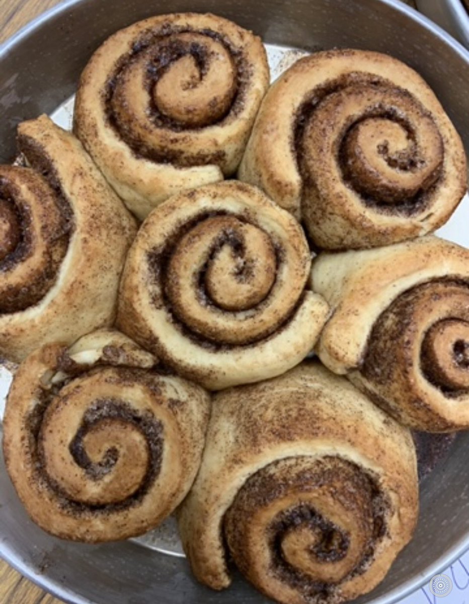 dehartSTEM's tweet photo. Before we leave cooking completely let’s look at some other recipes, the art of following directions, students made! Cinnamon buns! Pancakes and bacon! And of course they practiced teamwork! https://t.co/DeswfW9eFC