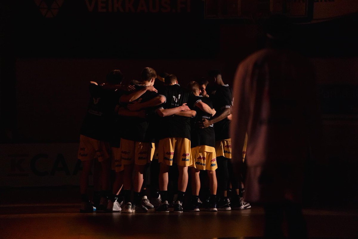 BCNokia's tweet photo. Kuka muu kaipaa jo BC Nokian pelejä?☝🏼

#YellowRush💛 #Korisliiga https://t.co/60nuREpyTj
