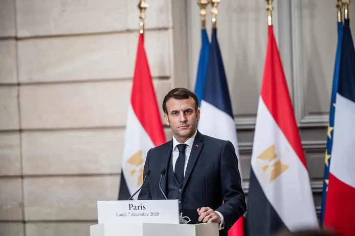 ALBATORE2083's tweet photo. En pleine polémique sur les "violences policières", Emmanuel Macron a décidé la tenue à partir de janvier d'un "Beauvau de la sécurité" sur une réforme de la police, afin d'"améliorer les conditions d'exercice" des forces de l'ordre et "consolider" les liens avec les Français. https://t.co/D8qapAL6Zs