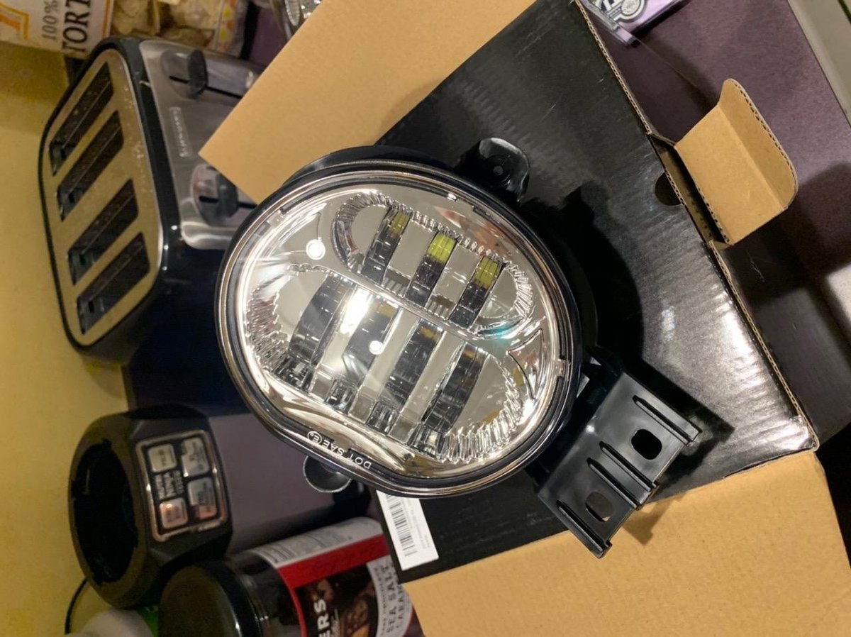 JianyuLin3's tweet photo. Need reviewers for dodge ram fog lights. Free stuff,leave me a comment and i will send you details.
#dodgetruck #dodgeram #dodge #ram1500 #ram2500 #ram https://t.co/DGLQ6GAOMK
