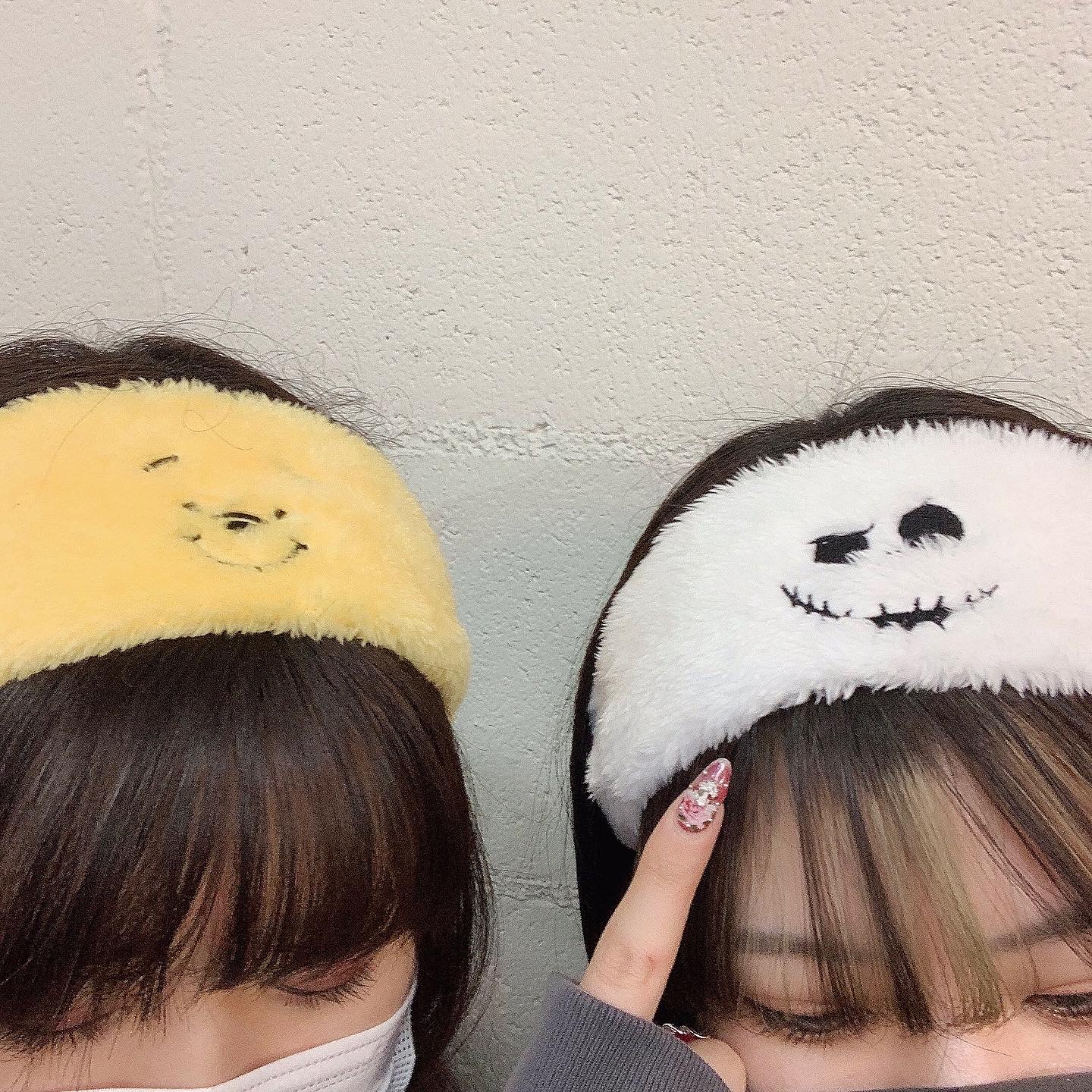 サンキューマート 公式 サンキューマート限定の ディズニーヘアバンドに 新しいキャラクターが仲間入り くまのプーさん チップ デール ジャック レックス お揃いで楽しむのはもちろん スキンケア メイク時など おうち時間にもかかせない サンキューマート 公式 サンキューマート限定の ディズニーヘアバンドに 新しいキャラクターが仲間入り くまのプーさん チップ デール ジャック レックス お揃いで楽しむのはもちろん スキンケア メイク時など おうち時間にもかかせない