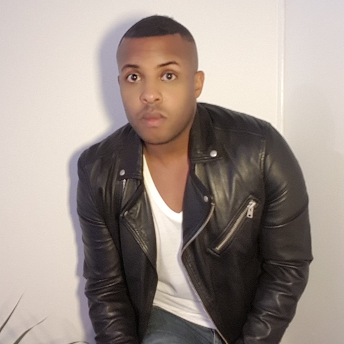 RaphaelDawkins's tweet photo. #NewProfilePic https://t.co/Fom7G2mIyI