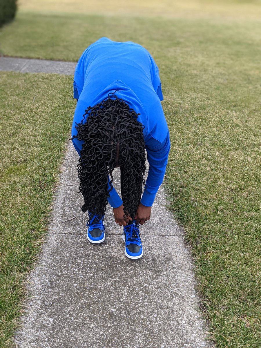 amcmath04's tweet photo. Even the best weeks start on Monday!
#nikewomen #swooshflyhoodie #AJ1 #HighZoom #Sisterhood #DetailsCrazy #wearyoursneakers #yoursneakersaredope #girlwholovessneakers
Best 📸 guy @CoachLoz https://t.co/2MdqqDlf9E