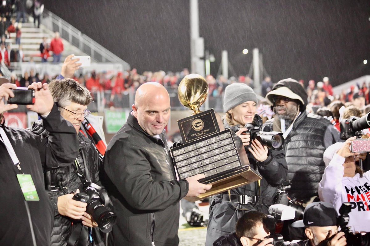 SPORTS: A year ago today, the 2019 Camas High School “Revenge Tour”Football team became the Washington State Champions! Well done!

#revengetour #camasfootball <a href="/JacksonPreston9/">Jackson Preston</a> <a href="/jakeblair_/">Jake Blair</a> <a href="/_JCLEM_/">Jackson Clemmer</a> <a href="/jon_eagle/">Coach Eagle</a> <a href="/PapermakersArmy/">Joe Papermaker</a> <a href="/BadolatoJacques/">Jacques Badolato-Birdsell</a> <a href="/FornerTyler/">tyler.forner</a>