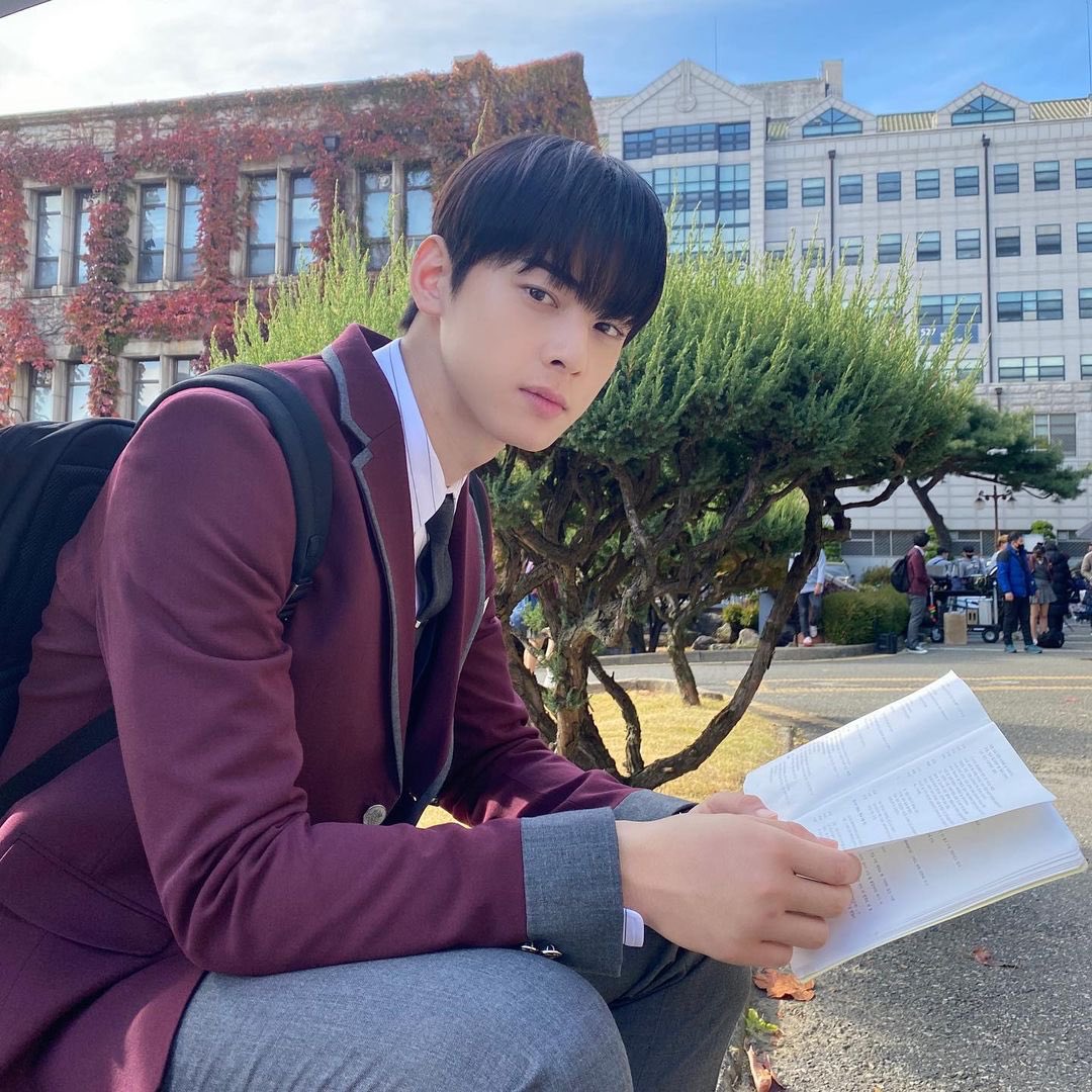 eunulovebot's tweet photo. CHA SUHO IS COMING !! ❤️ TRUE BEAUTY D-DAY 1 AAAAAAH

#TrueBeauty #차은우 #여신강림 https://t.co/jGUfRi5rEO