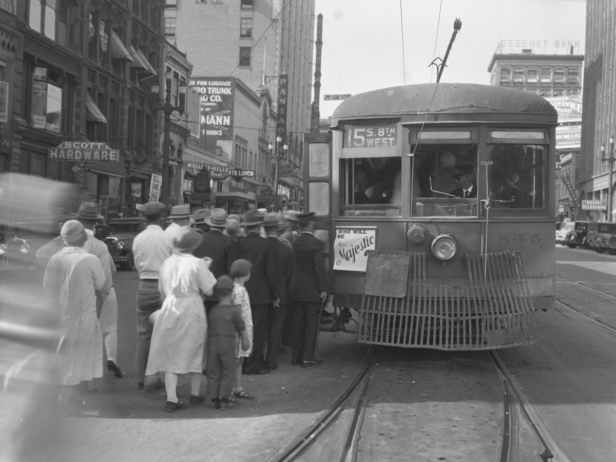 140 miles of streetcars all over the city.