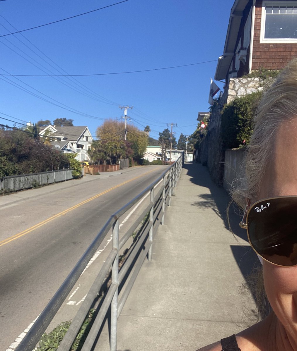 leaglundy's tweet photo. Great to get out on the first day of round #2 stay at home for a run by the sea. #freshair #beautiful #decemberinCA https://t.co/csydmEXbWP