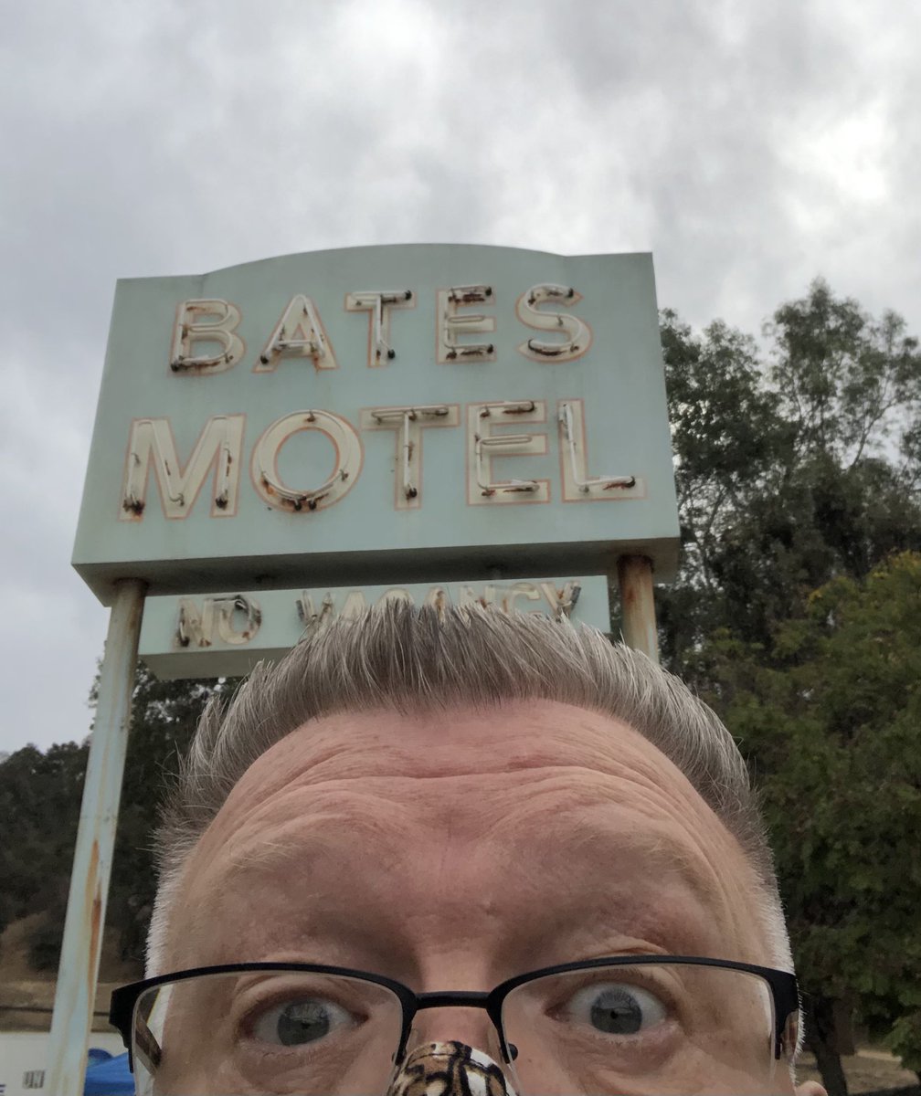 Goin’ to visit Mom...gonna stay in a 1/2 star motel 😬 #Psycho #AlfredHitchcock #needashower #poopedmypants