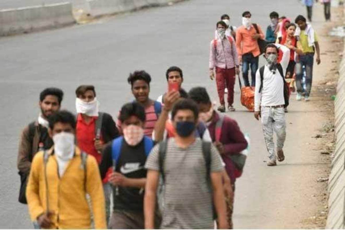 SocietySamvedna's tweet photo. The key to accelerate skill development:
The humungous reverse migration of workers during the Covid-19 lockdown has presented an unprecedented challenge for states, demographic dividend notwithstanding.
https://t.co/LYc6eEGFPE
#skilldevelopment #financialplanning #Challenges2020 https://t.co/1XP8JuYm9e