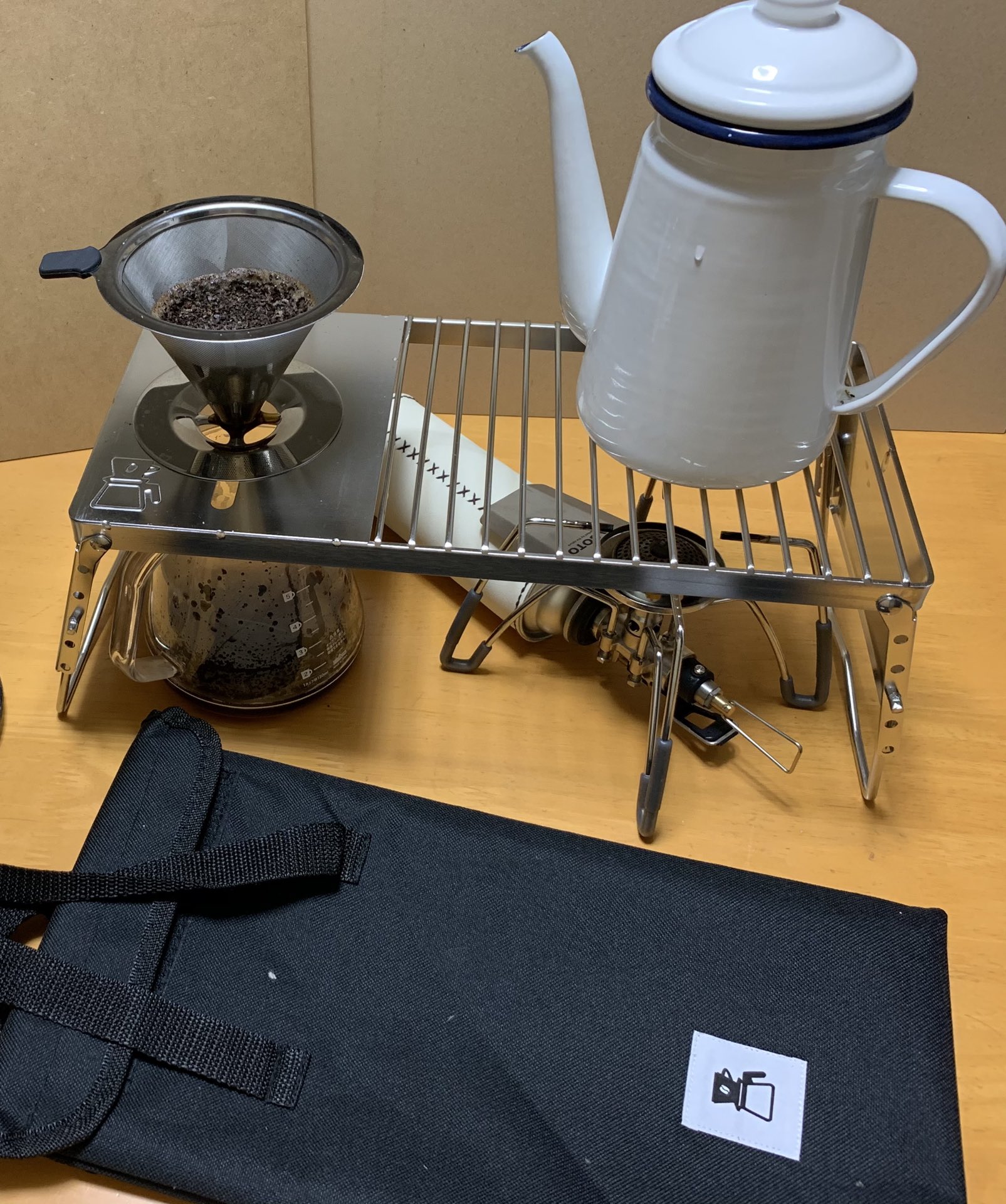 つくたん ドリップandグリルスタンド 届いた収納袋もついてきて可愛い こうなるとcb缶よりod缶が欲しくなる ちなみにcb缶のカバーはダイソーの合皮はぎれでケチって作りました T Co Ua4igte3vw Twitter
