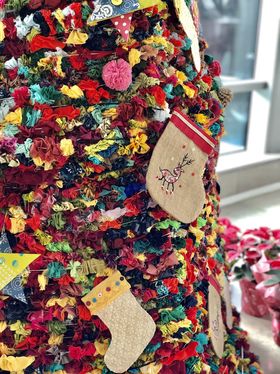AndazDelhi's tweet photo. It is that time of the year! 🎄 

Celebratory cheers and the spirit of gratitude make the festive season merrier with a range of experiences that celebrate good food, community and sustainability this Christmas as part of our tradition at Andaz Delhi. https://t.co/rcqkwIH60o