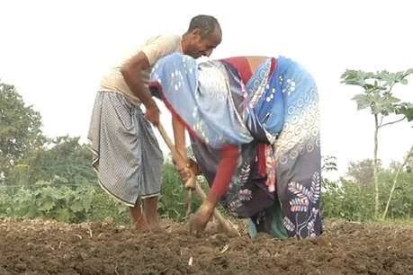 ObcAnkitFtp's tweet photo. मेरा प्रिंटिंग और ऑनलाइन सर्विसेज का बिजनेस है कई सारे अनिवार्य कार्य होने के बावजूद भी प्रतिष्ठान को लॉक किया हूँ, मेरी मम्मी ने 3 भैसों,1 गाय का लगभग 15 लीटर दूध,डेरी में #भारत_बंद की वजह से नही दिया 😊
आज के दिन हमे नफ़ा-नुकसान भूल किसानों का साथ देना होगा 
#आज_भारत_बंद_है https://t.co/Rq3jcHIPGp