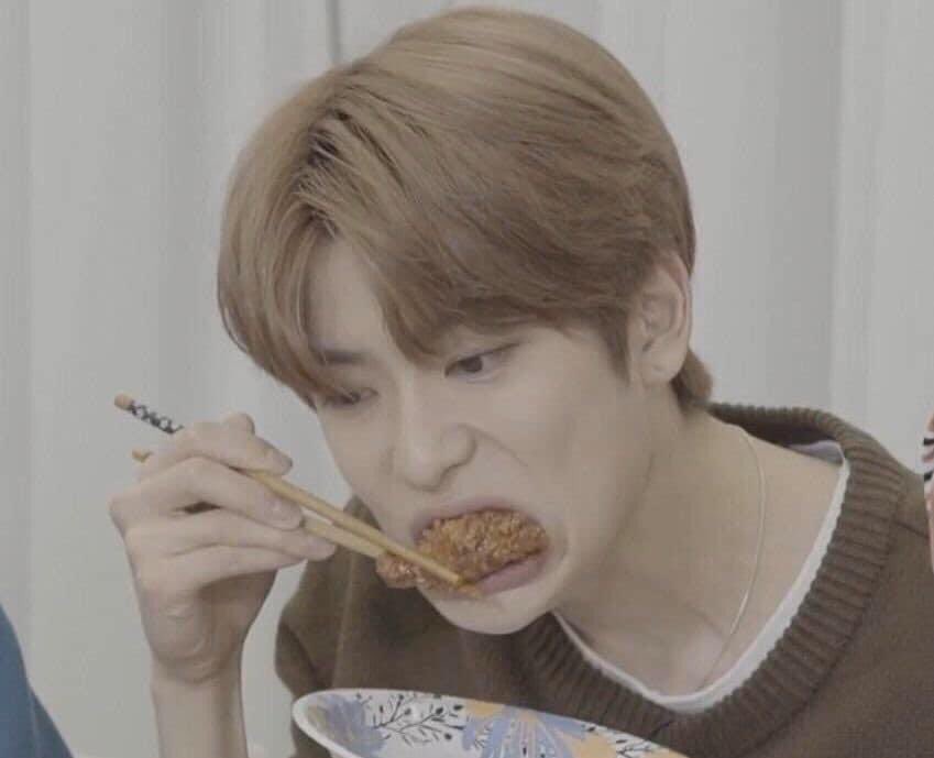 ChenJae_97's tweet photo. เห็นแจฮยอนกินเราก็มีความสูขขขขที่สรู้ดดดดดด🥺🥺🥺 #ทวงคืนแก้มของแจฮยอน https://t.co/l3sulC24L4