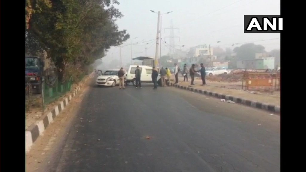 There was also the exchange of the gunfire between police and terrorist, total of 13 rounds were fired from both sides in early morning and all 5 were arrested.3 of them where Hizbul Mujahedeen terrorist from Kashmir and 2 where Khalistani terrorist from Punjab.(2/n)