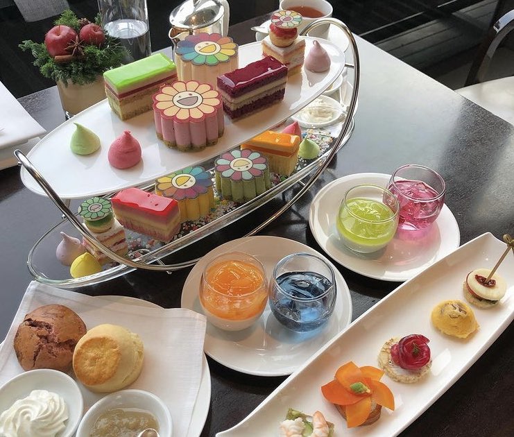 hr____0803's tweet image. アフタヌーンティー可愛すぎん？？？
最近美味しいものとか映えするもの食べすぎて太った😑
#食テロ　#スイーツ好きな人と繋がりたい #副業探してます  #お金欲しい