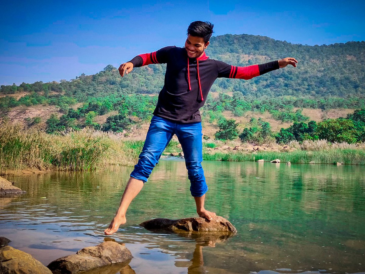 niraj_dash's tweet image. You only live once. But if you do it right, once is enough.✌️✌️