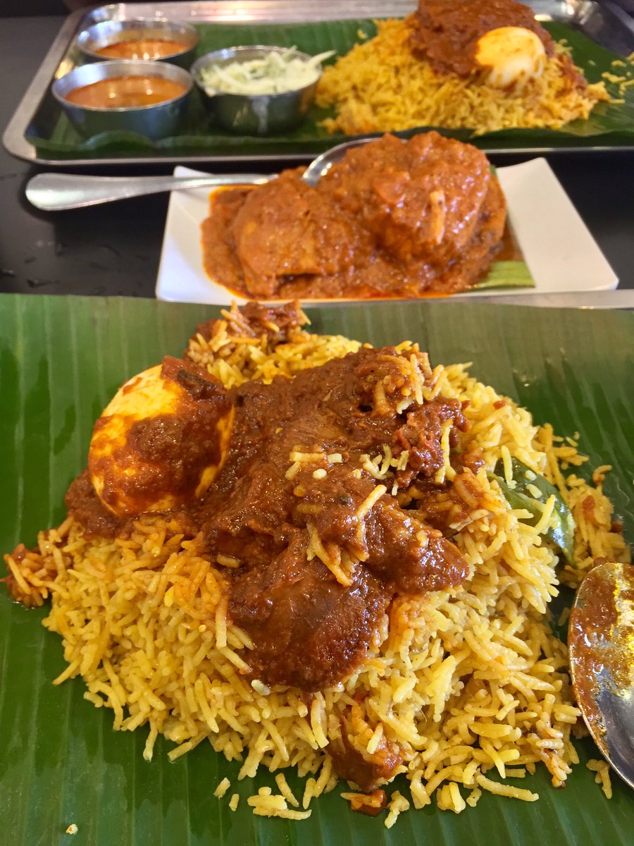 Caught up with Twitter celebrity  @historyogi this afternoon over really good biryani. I am so stuffed.