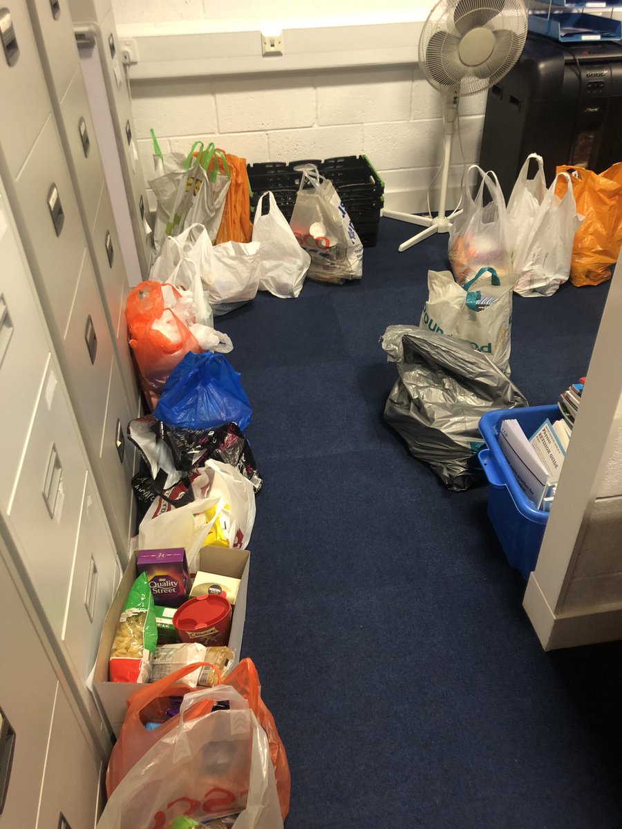 Thank you to our amazing school community for taking part in our reverse advent calendar. We are collecting for our local Food Bank. Please keep donating.