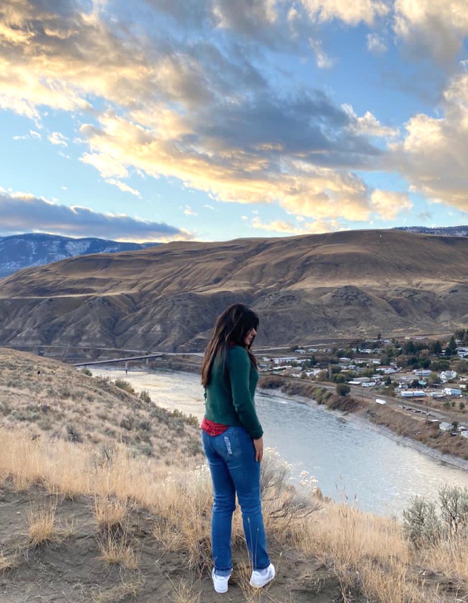 Reema_45's tweet photo. The Desire to get to know your own soul, ends all other desires. -Rumi 
#rumi #rumiquotes #beautifuldestinations #views #viewsfordays #beautifulview #beautifulbritishcolumbia #canadabc #canadian #goldenhour #cachecreek #reemamukhija #punjabiactress #punjabimodel #indianactress https://t.co/paQ2T7KWUS