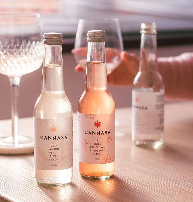 FlawlessCBD's tweet photo. NEW Cannasa CBD lightly sparkling lemonade just landed at Flawless in time for Christmas 🎄

This delicious low-calorie peach and jasmine drink is a perfect addition to the Christmas table.

Shop now:
https://t.co/oH0pApEHgQ https://t.co/Od4nUJNE7E