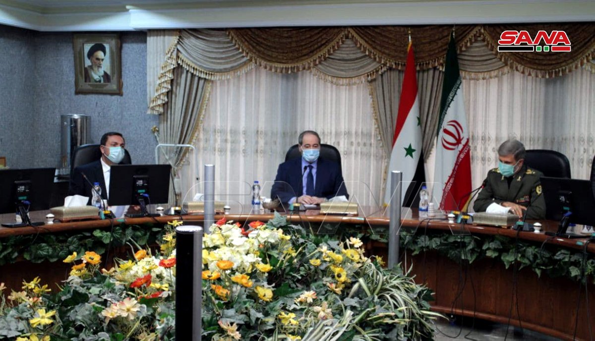 صور سانا المقداد يبحث مع حاتمي التعاون الاستراتيجي بين سورية و إيران.