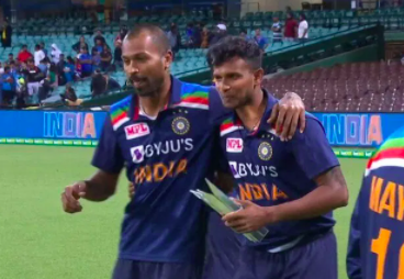 joybhattacharj's tweet photo. Gestures like giving his Man of the Series award to an equally deserving Natarajan show just how much Hardik Pandya has matured  over the last couple of years. 
Makes me feel really happy as an Indian cricket fan. https://t.co/1MpZR8N3ci