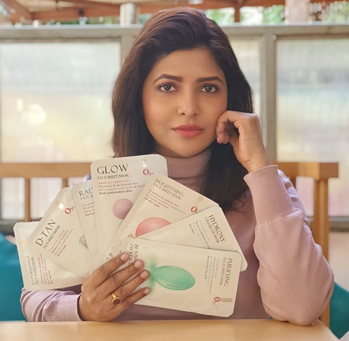 LuvienaLodh's tweet photo. Absolutely love my new FACIALIST sheet mask. Available in 8 variants to give u the ultimate facial experience
U can shop online @O3PlusWorld

#shopo3plus #o3plusworld #skincare #sheetmask #facial #luvienalodh #allskintype #instantglow #partyready https://t.co/sGdcXLNeAk