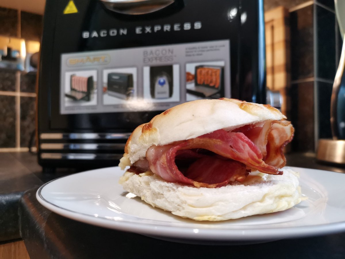 DaveWi11is's tweet photo. I couldn't resist, I am now the proud owner of a #bacon toaster!! 😁
@SMARTWorldwide1 https://t.co/m5r9f7iWdE