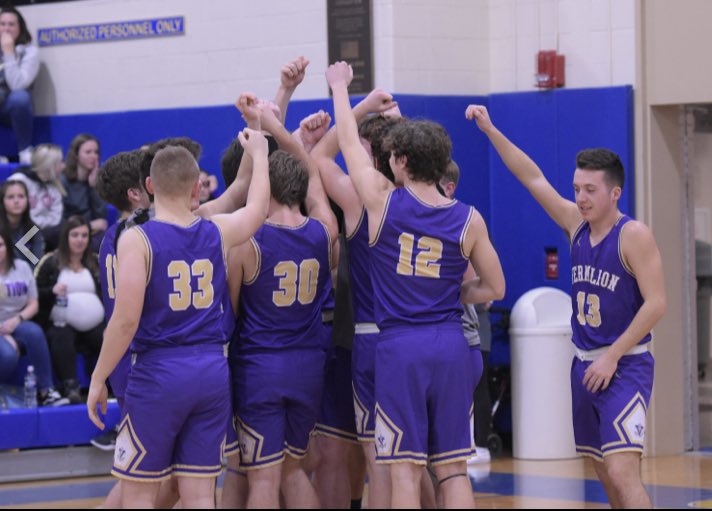 SailorHoops's tweet image. 𝑮𝑨𝑴𝑬 𝑫𝑨𝒀 ‼️

🆚 Oak Harbor
🕰 Triple header starts at 4:30
📌 Vermilion High School
📺 justagamelive.com/clients/vermil…

#VBN // #NEXTMANUP