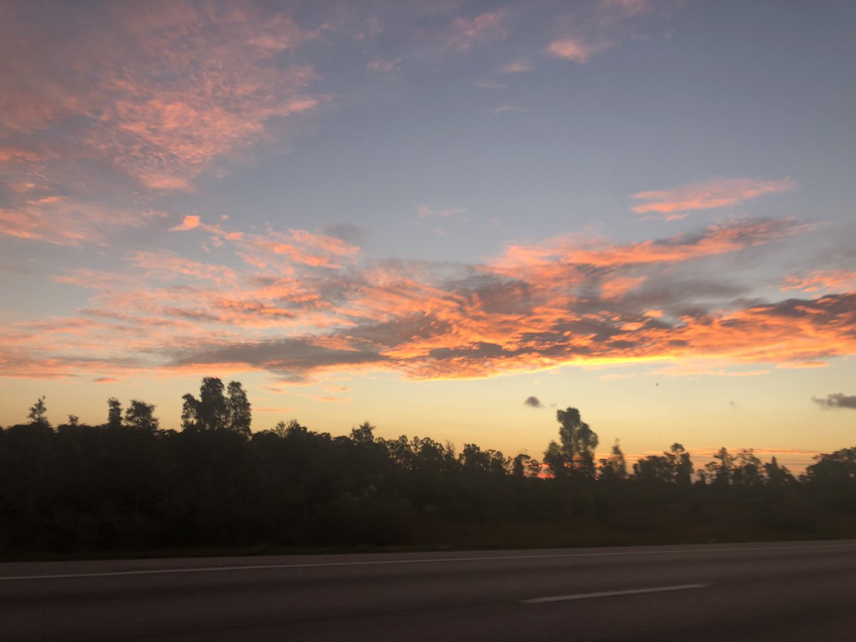 jazzlael's tweet photo. some pretty sky pics bc they make me happy https://t.co/laICkAq8mP