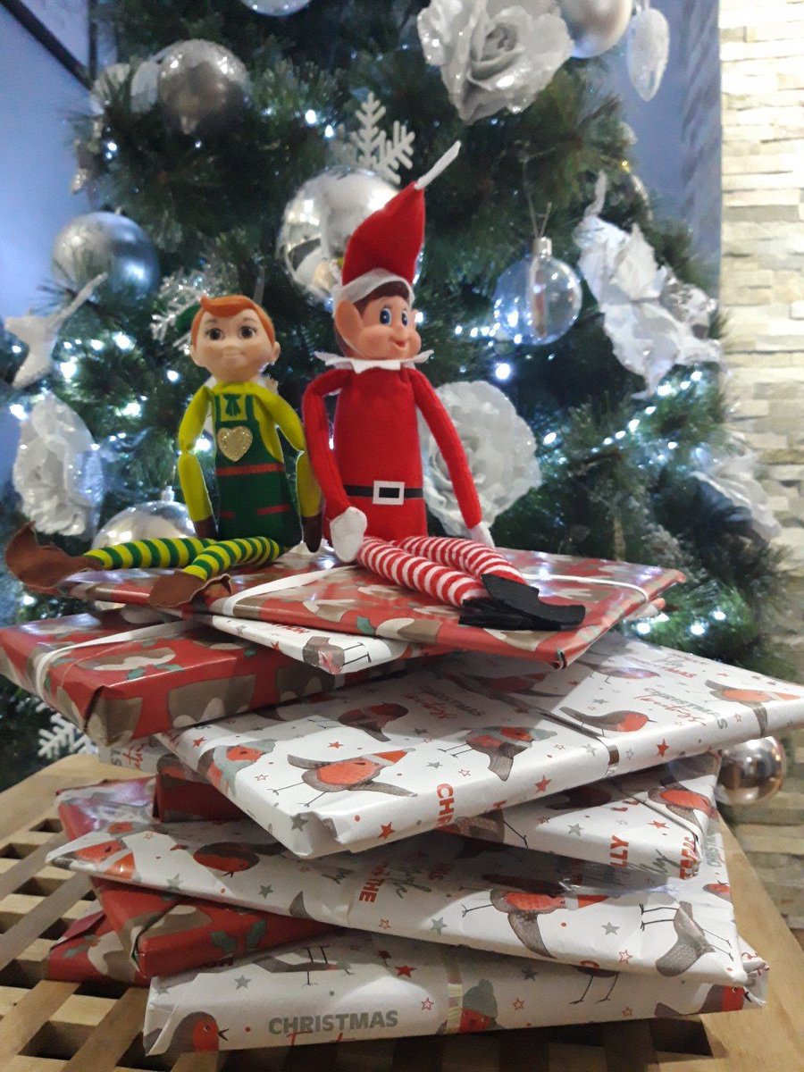 windy_arbor's tweet photo. Key Stage 2 have had some little visitors this week, delivering books for the children to enjoy in the run up to Christmas. #tendaysofchristmas #welovereading #elfontheshelf #readingrocks https://t.co/v75oIzecs7