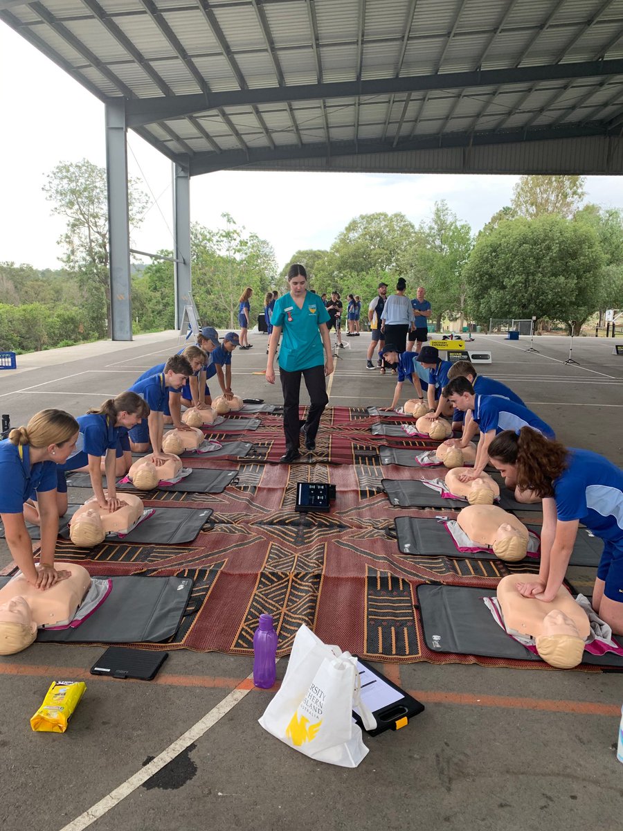 DavSilk's tweet photo. The @usqedu Future Student Outreach Team have just completed Discovery Experience Trailer days at @Calamvale_CC, Park Ridge SHS, Boonah SHS and @PittsworthSHS. Building awareness of @studyUSQ for students in Years 7 - 10 to finish the 2020 school year @josooowa @KirstiePenton3 https://t.co/PAdDs1xmt5