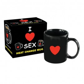 TaliasClosetUK's tweet photo. Boring mugs are a thing of the past with this heat change mug. Perfect secret Santa gift! 

#Christmas #Christmas2020 #gift #secretsanta 

https://t.co/ifCbFEyJI2 https://t.co/eLvIbTRpIO