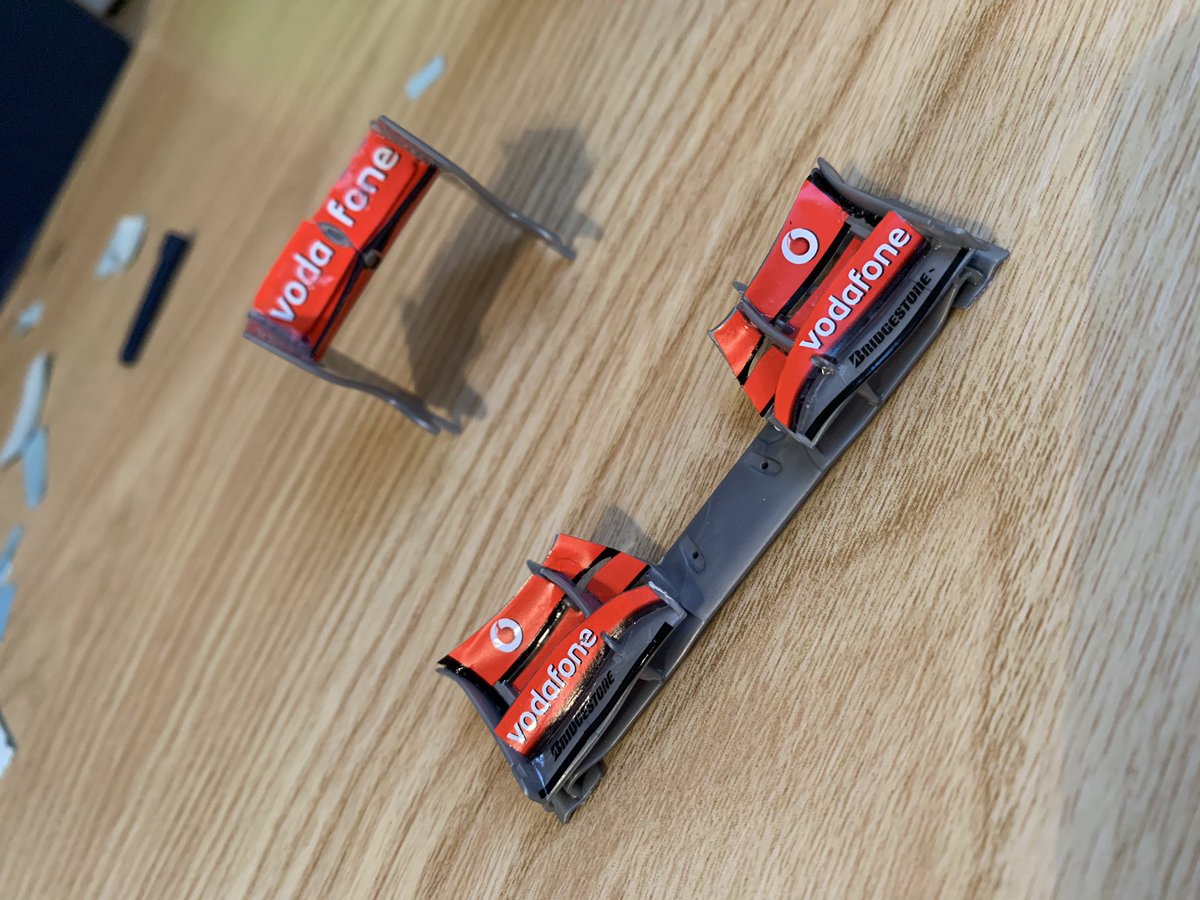 Joined up the chassis. Added the decals on the front and rear wings and attached it to the car  #Mclaaren  #Revell