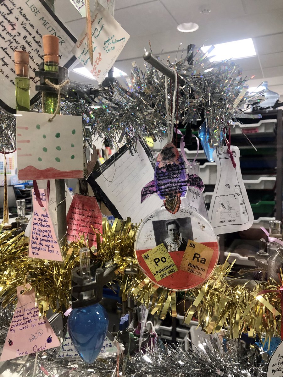 BGS_Chemistry's tweet photo. Our Chemist-tree is taking pride of place in the Science department 🎄 featuring baubles detailing Women in Science. We had lots of fantastic entries for the house competition ran by @BGSSmartScience Doesn’t it look great 😍👩🏽‍🔬🌈 #chemistree #womeninstem #ochemistree https://t.co/TVMFi3vmnO
