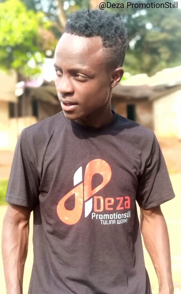 DezaPromotions's tweet photo. The branded T.shirts are available just inbox or call 0753754579 just incase u need some.. we do Deliveries thanx
Support a brother https://t.co/C2Y3smy8hC