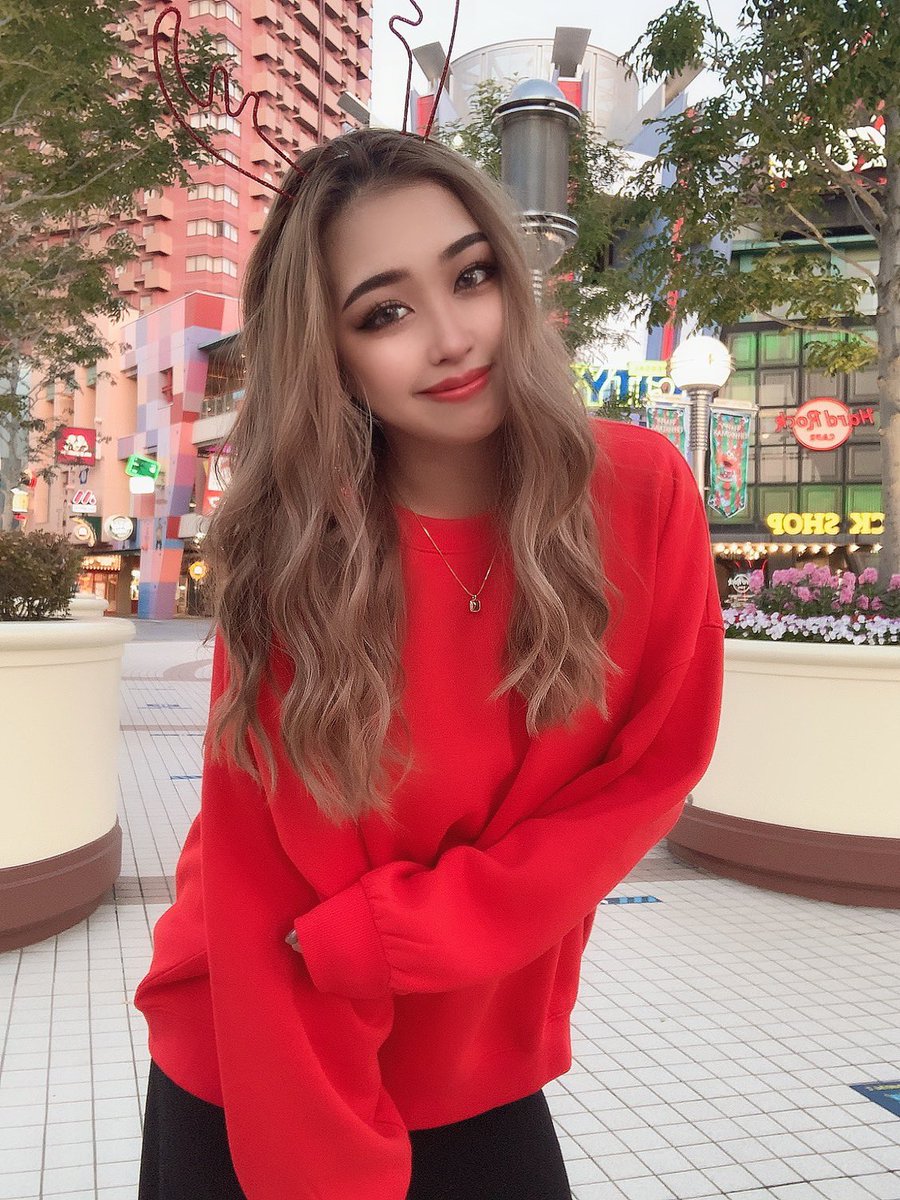 MndNq's tweet photo. すげー
TwitterがInstagramみたいなてるやん
知らん間に、笑
ストーリー機能ついてる←
お久し更新で
あざといトナカイ🦌🎄❤️笑 https://t.co/dsryh57djg