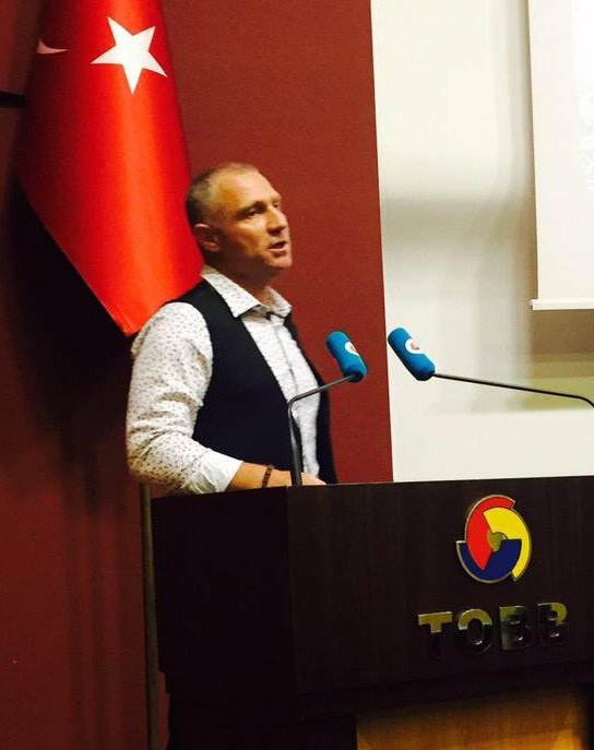 2015 de bir konferansta bilime dayanarak bu yılın en sıcak yıl olacağını böyle devam ederse 2016 nın daha sıcak olacağını söylemiştim.17,18,19, 2020 ard arda en sıcak yıl oldu.
Suyun kaynama derecesi belli. Üstü yok.Buharlaşır. Dünya kaynamaya başladı. 
Daha nasıl anlatalım ?