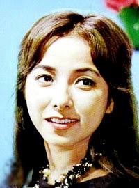 Zara5 美人二人では 細腕繁盛記は成立しないので 富士真奈美は牛乳ビンメガネで 敵役の小姑に 左 新珠三千代 右 富士真奈美 細腕繁盛記 銭の花は白い 新珠三千代 富士真奈美 Zara5 美人二人では 細腕繁盛記は成立しないので 富士真奈美は牛乳ビンメガネで 敵役の小姑に 左 新珠三千代 右 富士真奈美 細腕繁盛記 銭の花は白い 新珠三千代 富士真奈美