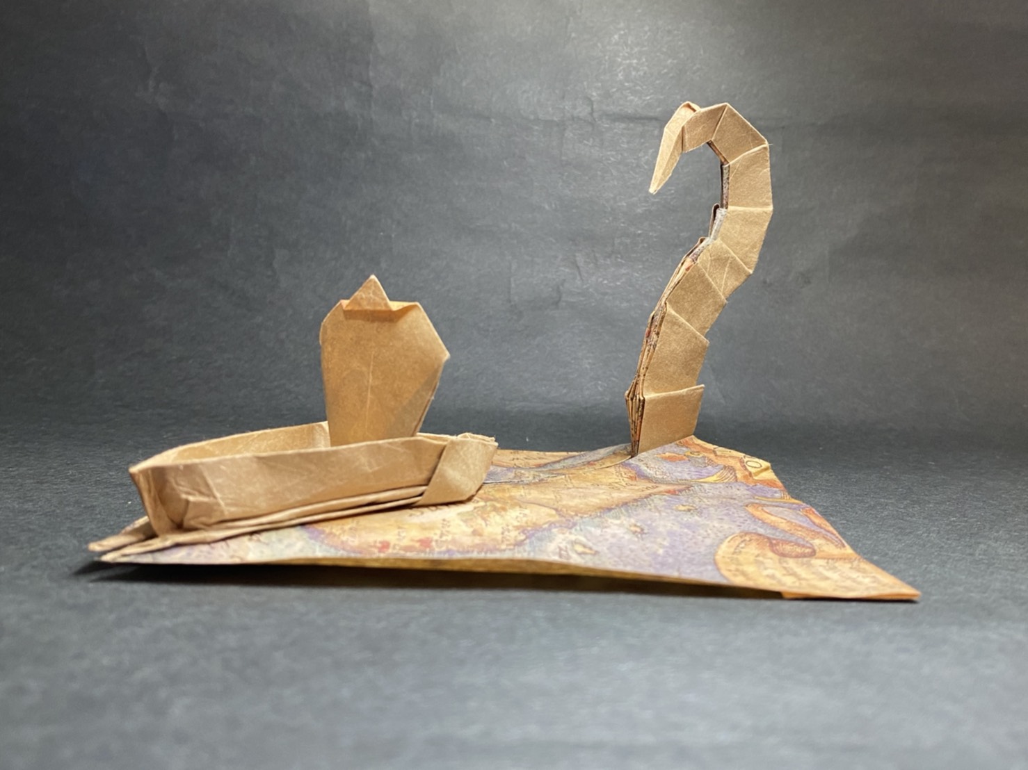 Ittsu Sea Monster 創作 制作 僕 今日英語の教科書にダイオウイカが出てきてクラーケンを折りたくなってしまった おい 受験生 折り紙作品 T Co 5w9whr1zqi Twitter