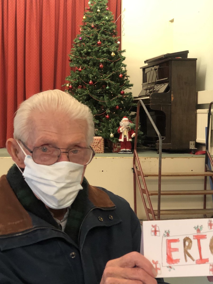 ellerayhall's tweet photo. Great to see our members back at Elleray Hall this morning for mince pies, a quiz and game of bingo. Thank you to the year 5 pupils at St Mary’s and St Peter’s C of E Primary School for making Christmas name cards. Feeling festive! https://t.co/tko11xUPji