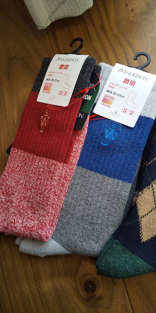 Mami ユニクロのjw Andersonのホリデーかわいすぎて 全部欲しかった コラボはjwの小物が一番好き しかも値段もいつもと一緒 ヒートテックソックス初めてだけどあたたかくてほっこりする 24 24 5cmでメンズのソックスはけます まだまだ欲しい Mami ユニクロのjw Andersonのホリデーかわいすぎて 全部欲しかった コラボはjwの小物が一番好き しかも値段もいつもと一緒 ヒートテックソックス初めてだけどあたたかくてほっこりする 24 24 5cmでメンズのソックスはけます まだまだ欲しい